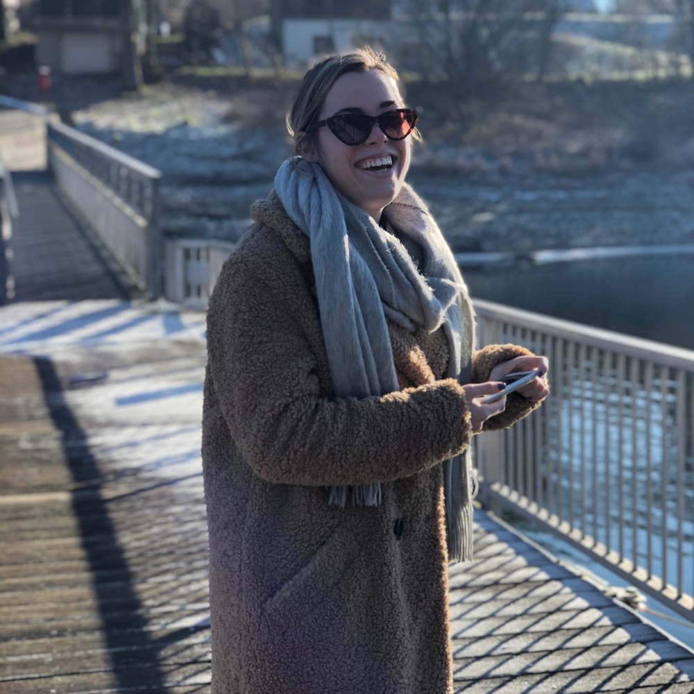 Meet your Posher, Grace